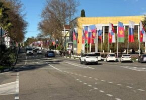 Ограничения движения введут на Курортном проспекте Сочи с 22 декабря