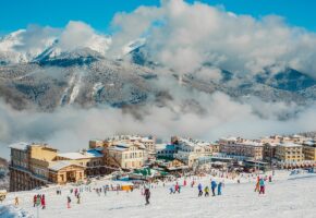 «Роза Хутор» и «Газпром» вошли в топ-5 курортов для начинающих лыжников