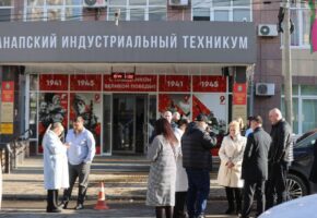 Спасший людей при стрельбе в колледже Анапы охранник был в бронежилете