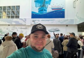 Театр из Кабардинки начал международные гастроли на лайнере Astoria Grande