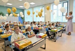 Более 6 тыс. детей пойдут в первый класс в Сочи в новом учебном году