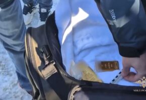 Пенсионерка из Сириуса едва не лишилась золота на 19 млн рублей