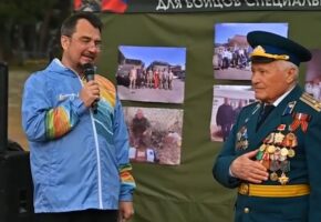 Ветеран накопил миллион рублей и передал его бойцам СВО в Геленджике
