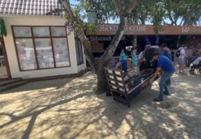 В Анапе демонтировали 80 незаконных сооружений за две недели