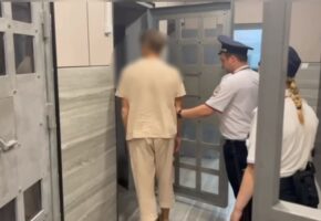 Монтажную пену в сирену залил местный житель в Сочи