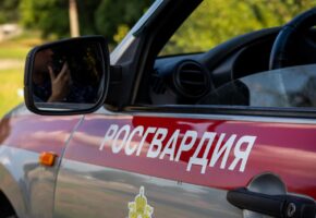 Мужчина ранил знакомого во время ссоры на парковке в Новороссийске
