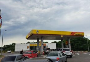 Две АЗС выделили для заправки спецтранспорта в Новороссийске