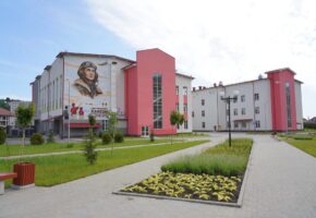 Более 77 тыс. школьников начнут учебный год в Сочи