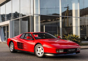 Редкую Ferrari Testarossa 1989 года продают в Сочи
