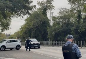 В Сочи три должника погасили долги на 900 тысяч рублей